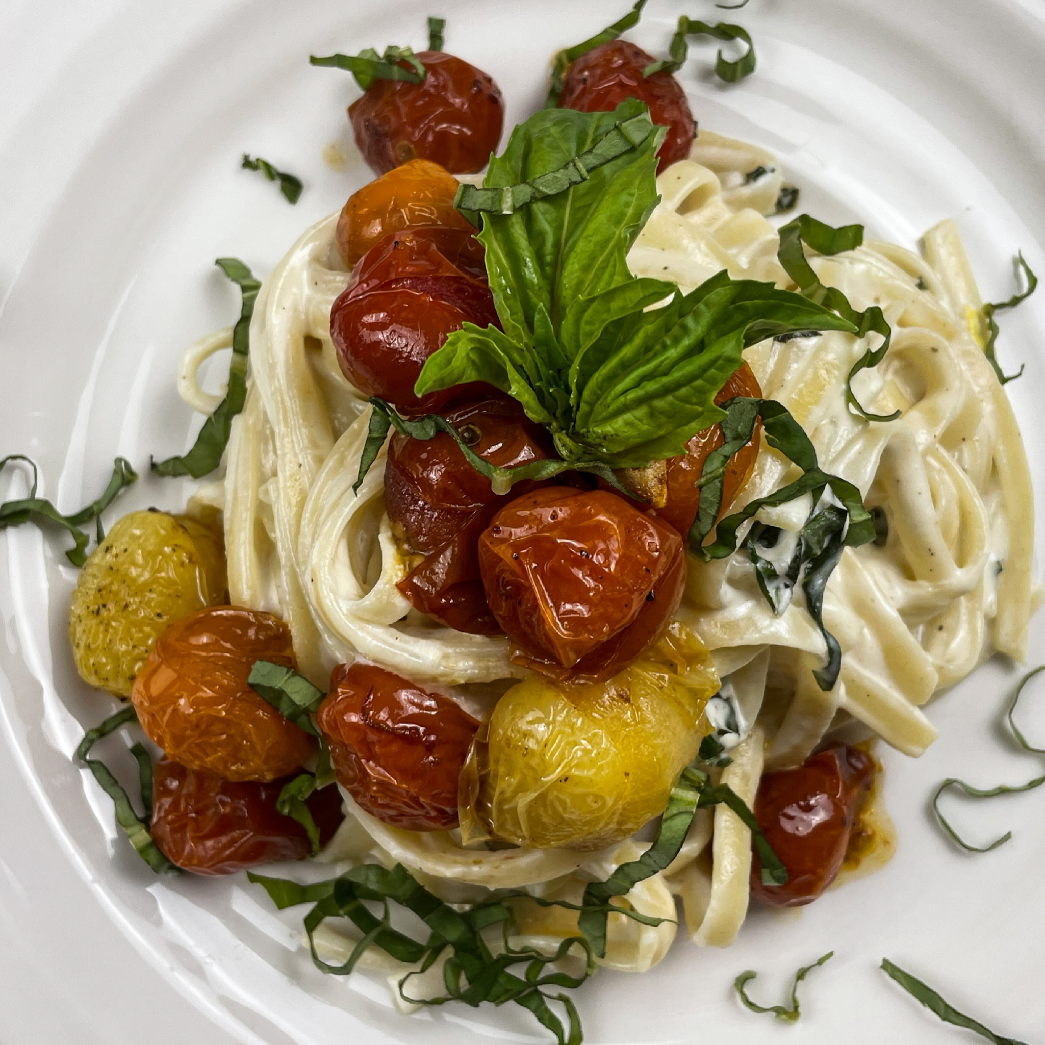 Goat Cheese Pasta with Balsamic Roasted Tomatoes Thumbnail