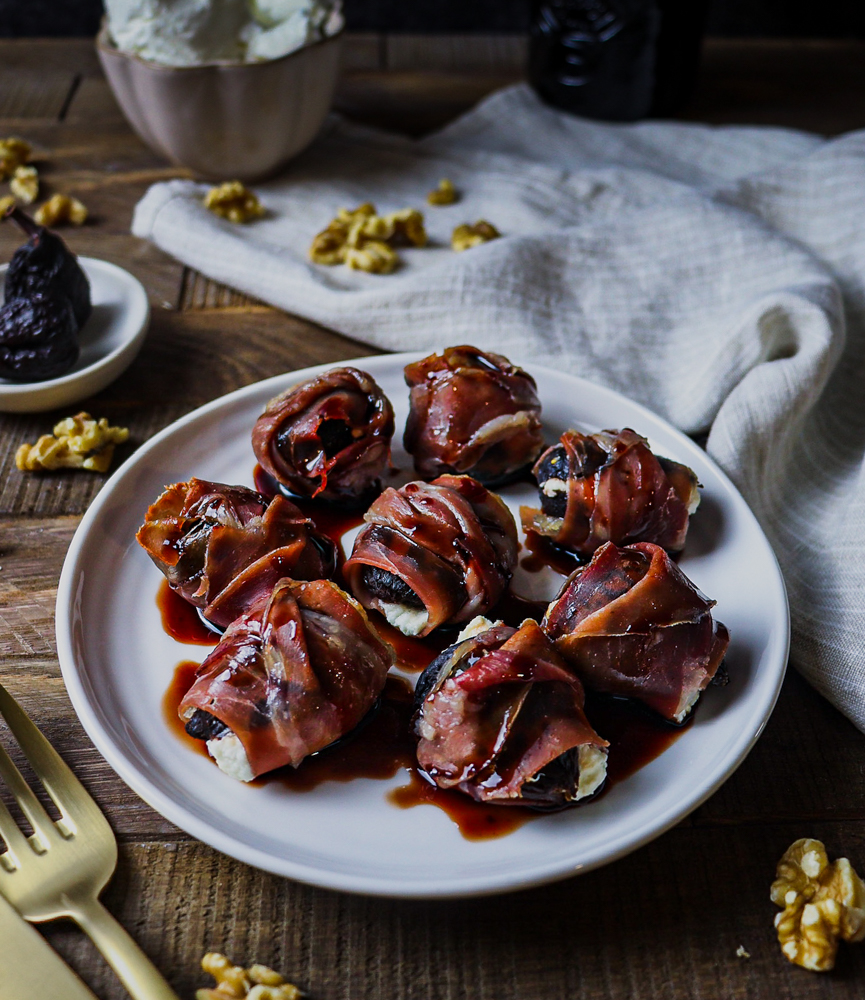 prosciutto wrapped figs