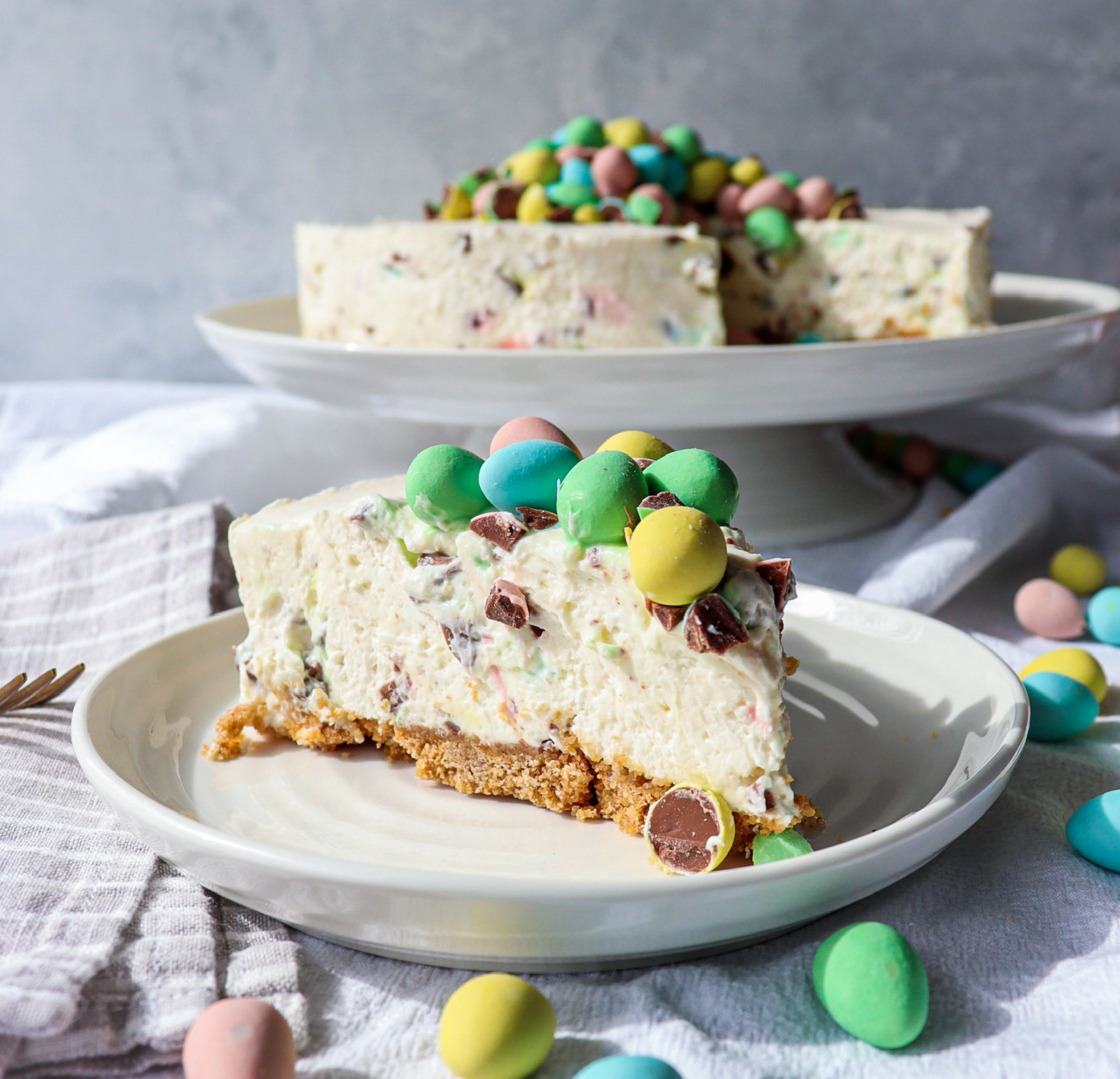 no-bake mini egg cheesecake, easy no bake easter dessert