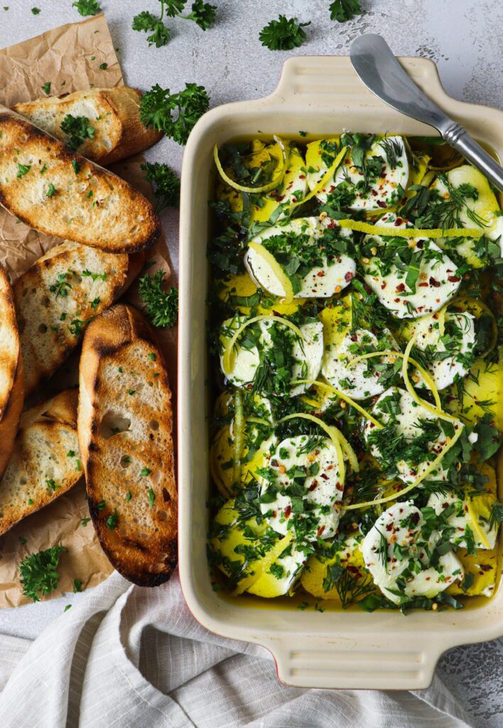 DE9323F1 A940 4C6A B6EA 073C689C3D24