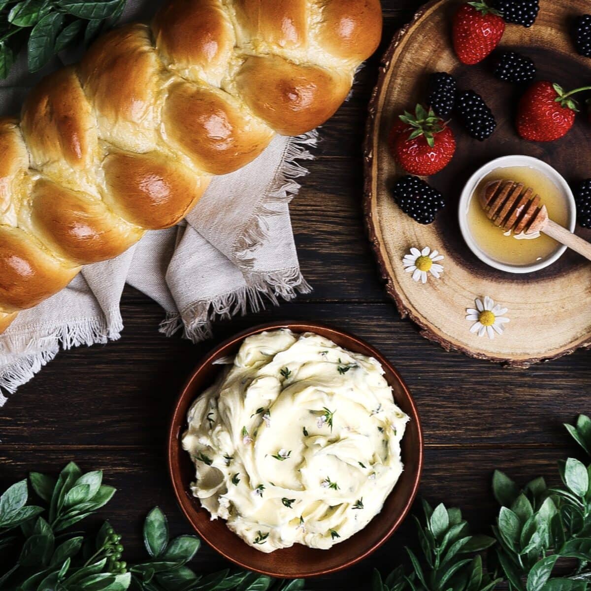 The Lord of the Rings: A Hobbit's Feast