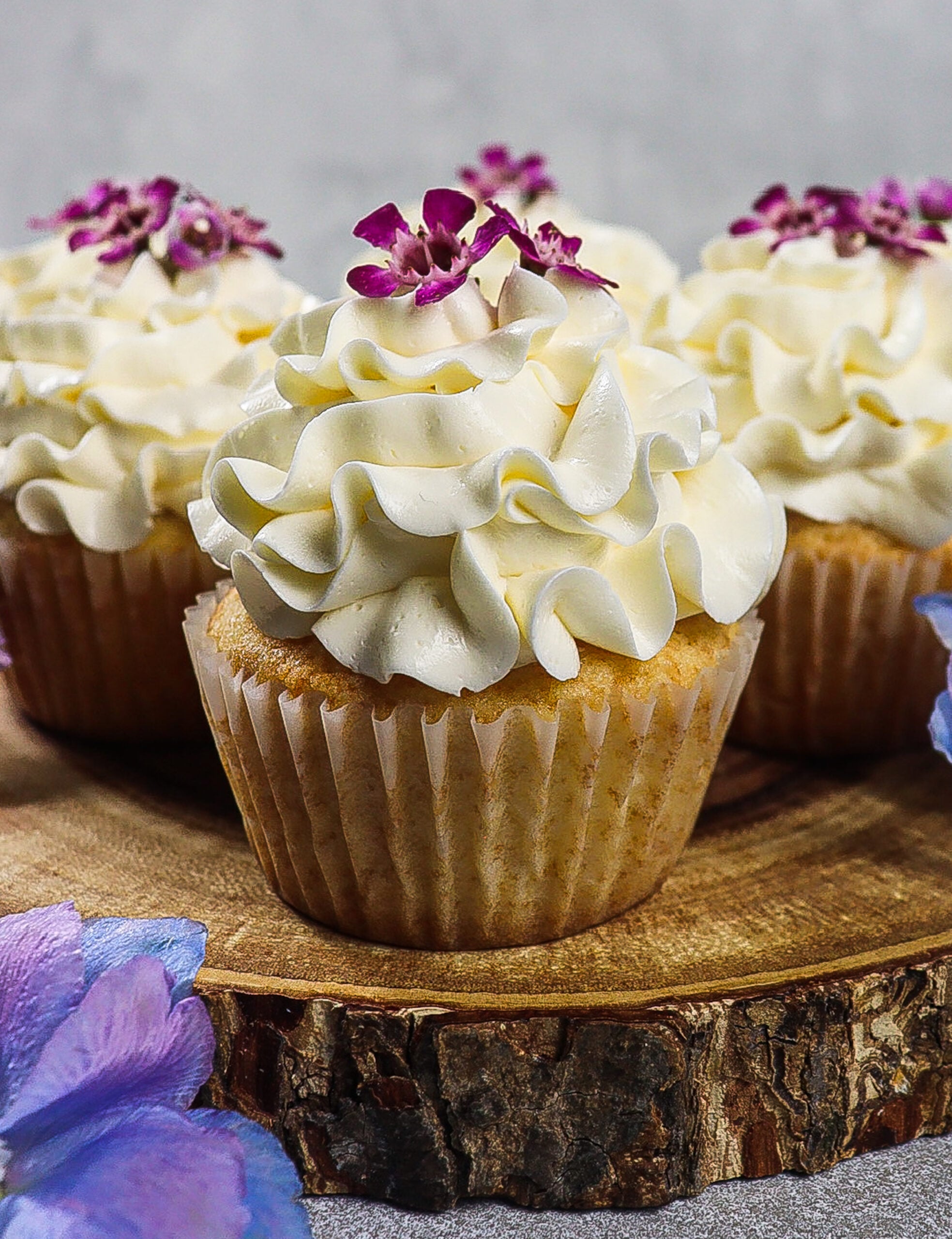 Lemon Elderflower Cupcakes