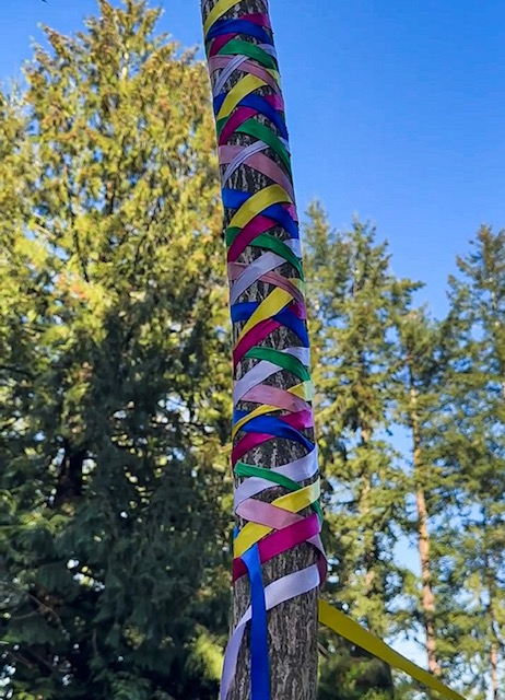 may day traditions, maypole