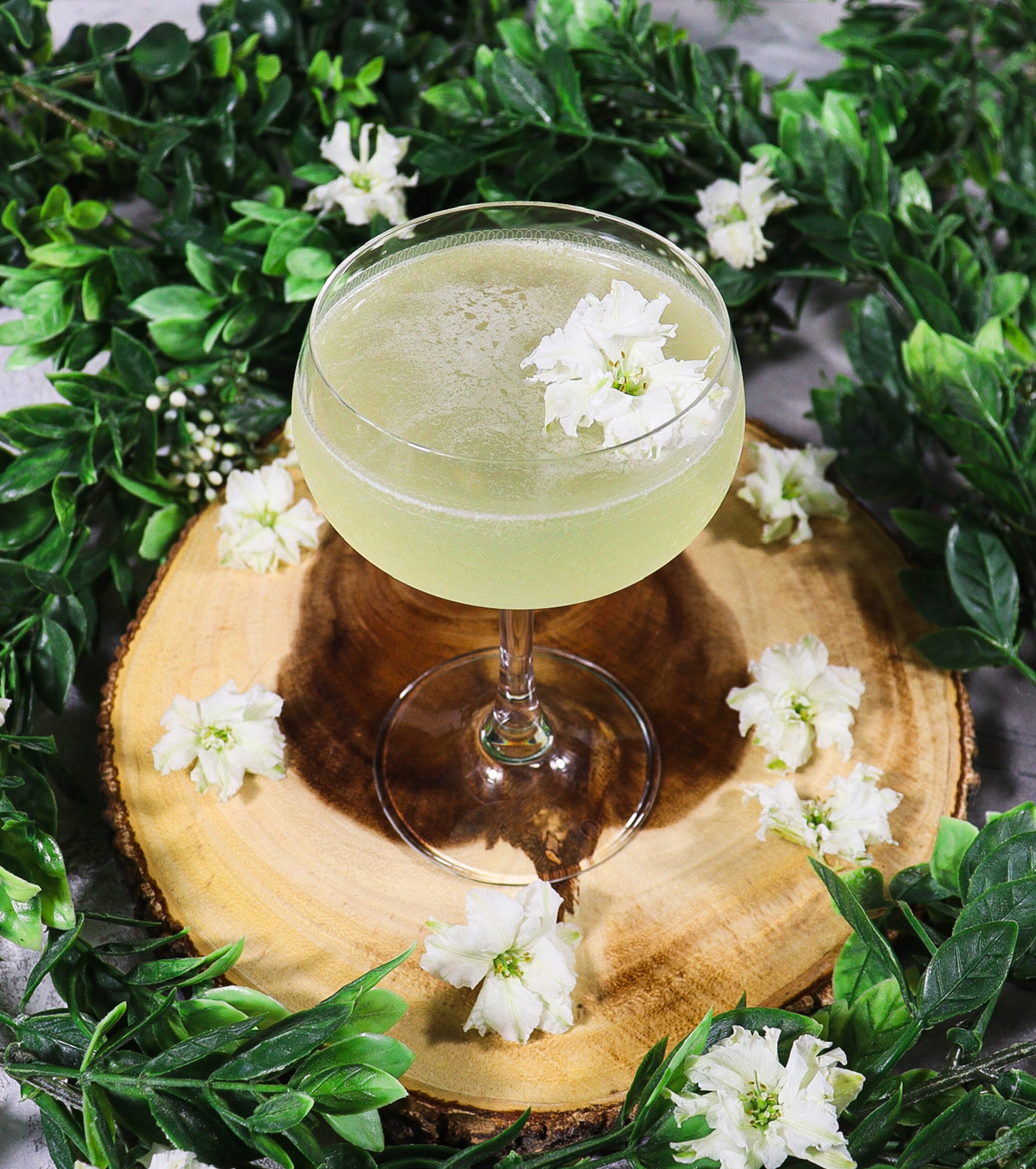 the green man cocktail, green chartreuse cocktails, gin green chartreuse cocktail