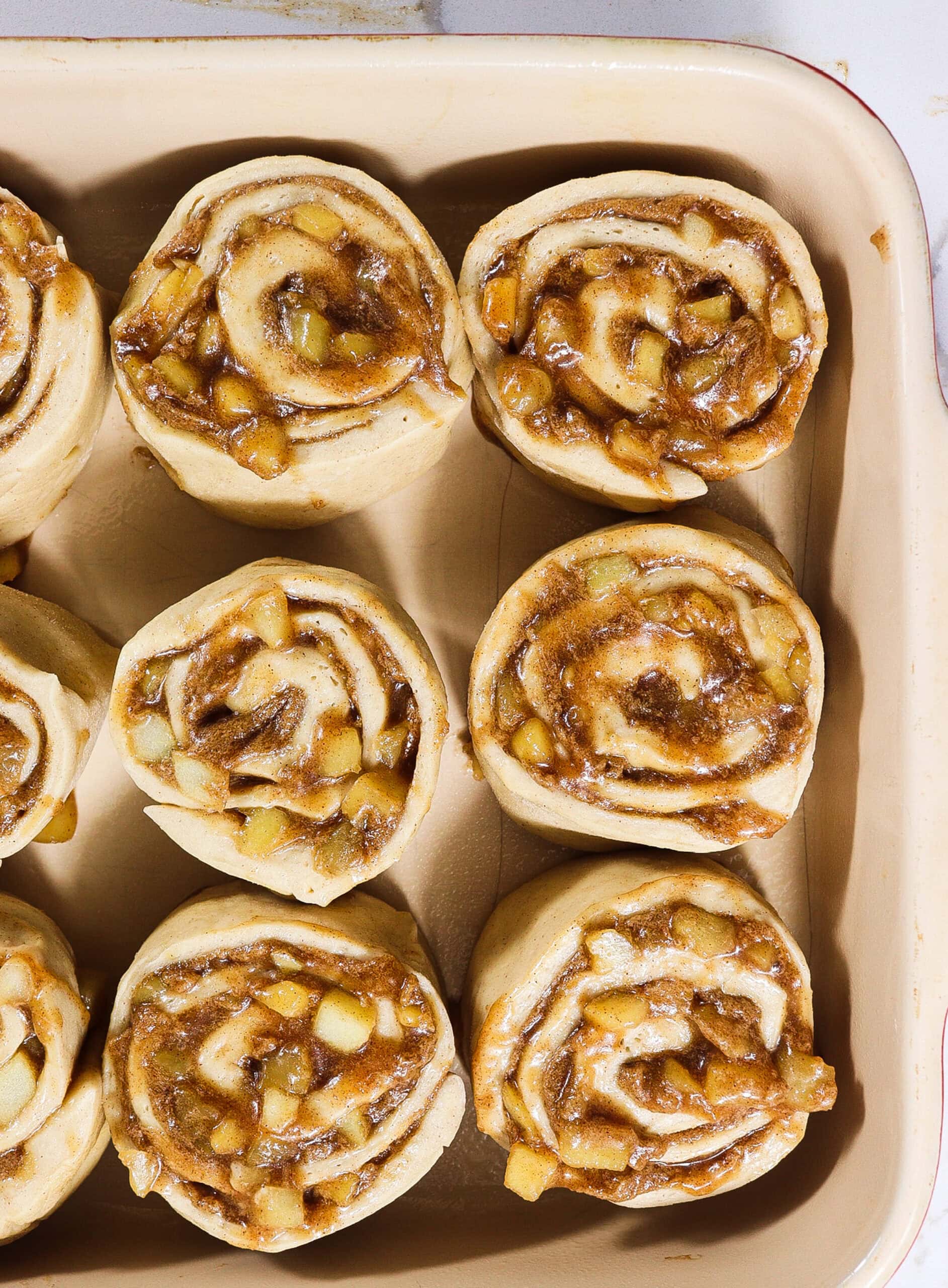 apple cider cinnamon rolls