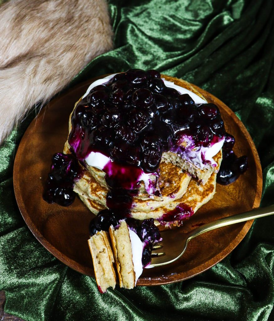 lord of the rings recipes, rye pancakes, pancakes with blueberry sauce