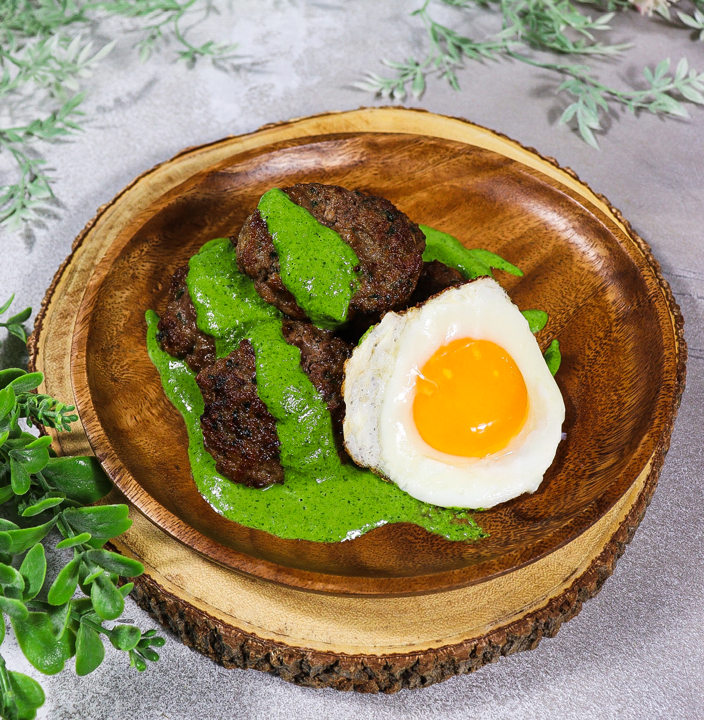 lamb sausage patties, herbed lamb sausage, recipes from middle earth