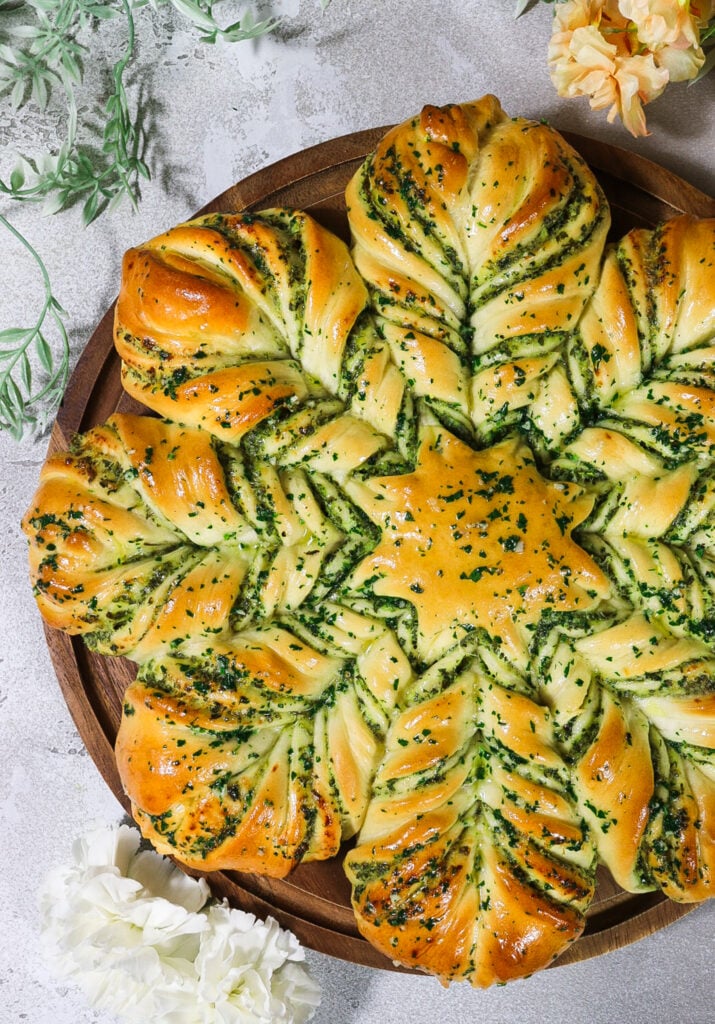 star bread, savoury twist bread, elven food recipes