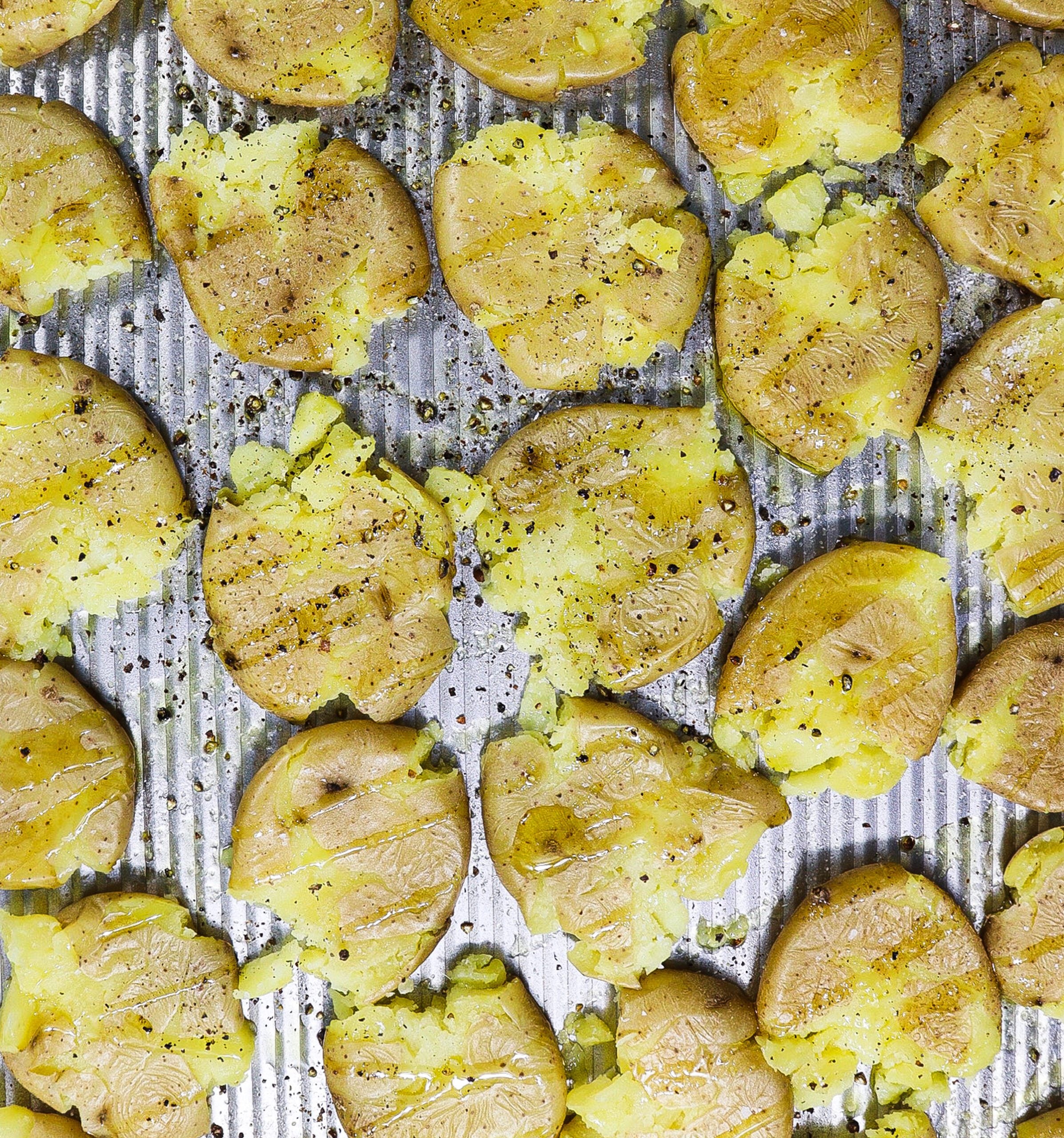 crispy smashed potatoes