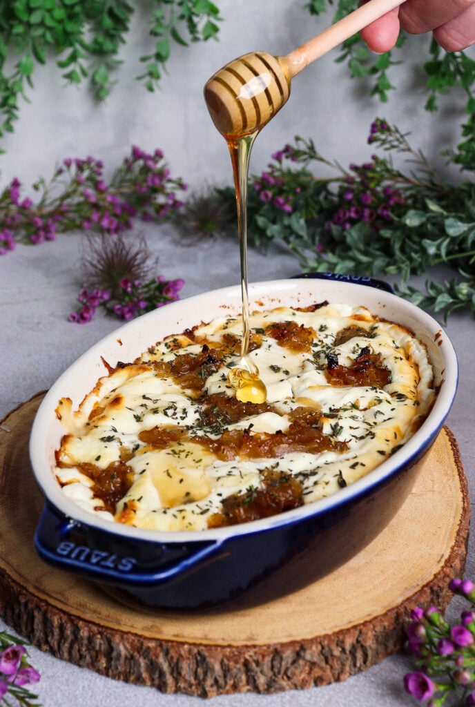goat cheese and honey, baked goat cheese appetizer