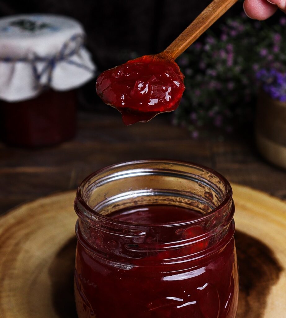 canned rhubarb jam, spiced rhubarb jam
