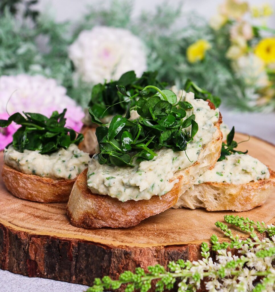 herbed white bean crostini, summer appetizer, elven recipes