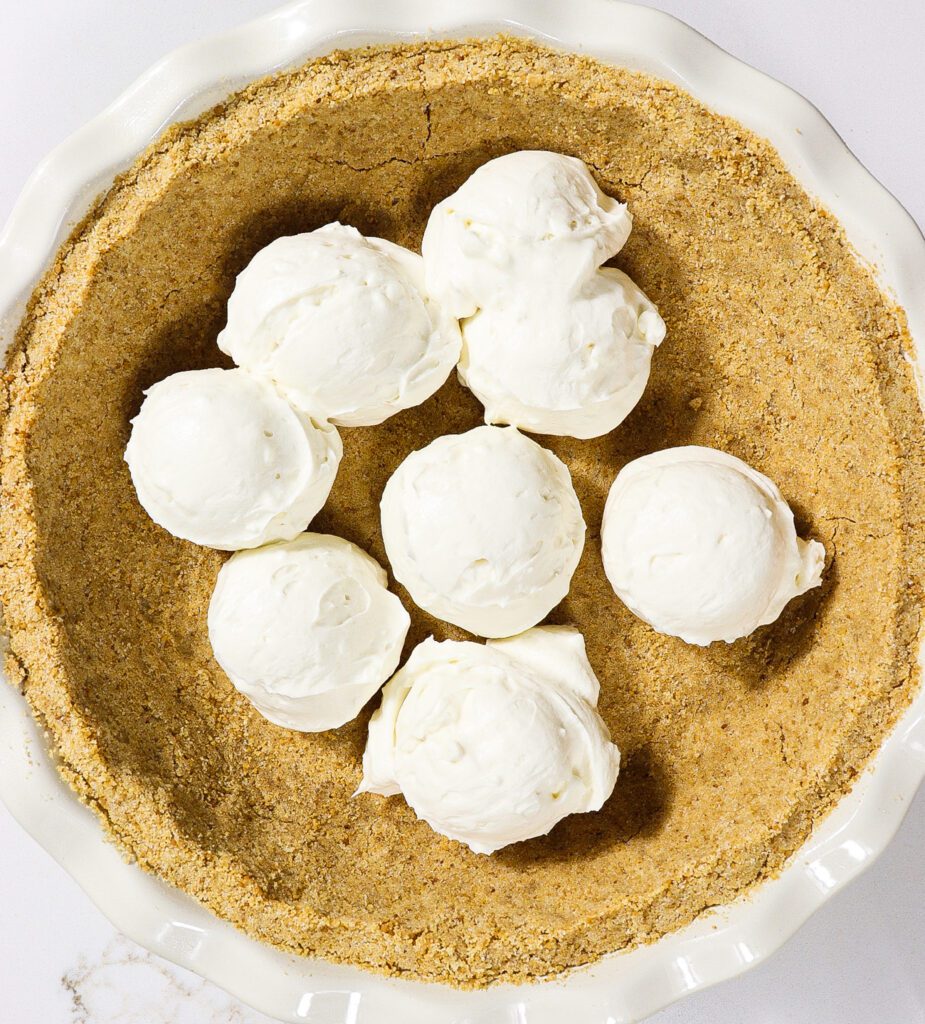 strawberries and cream no bake pie, hobbit dessert recipes