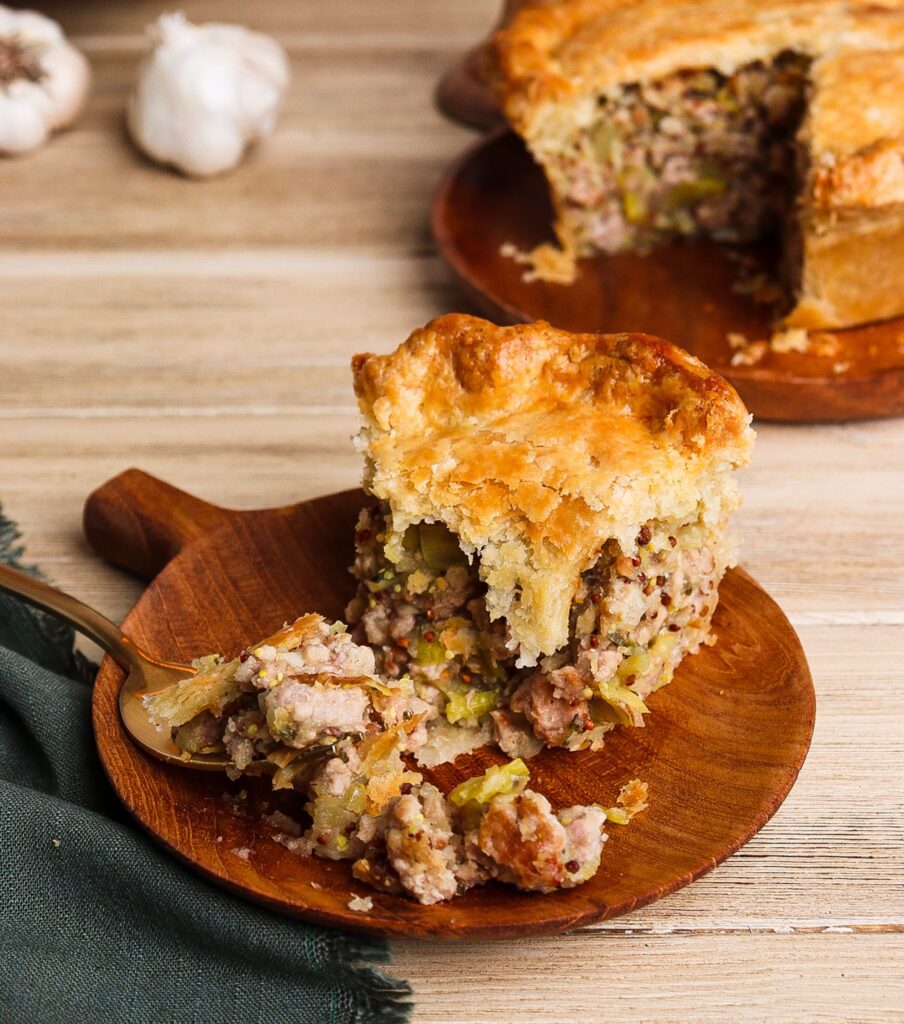 bilbo's pantry, hobbit recipes, pork leek and potato pie