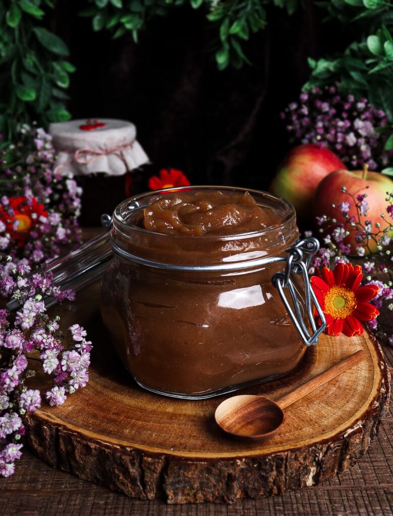 spiced apple butter recipe, hobbit pantry, homemade apple butter