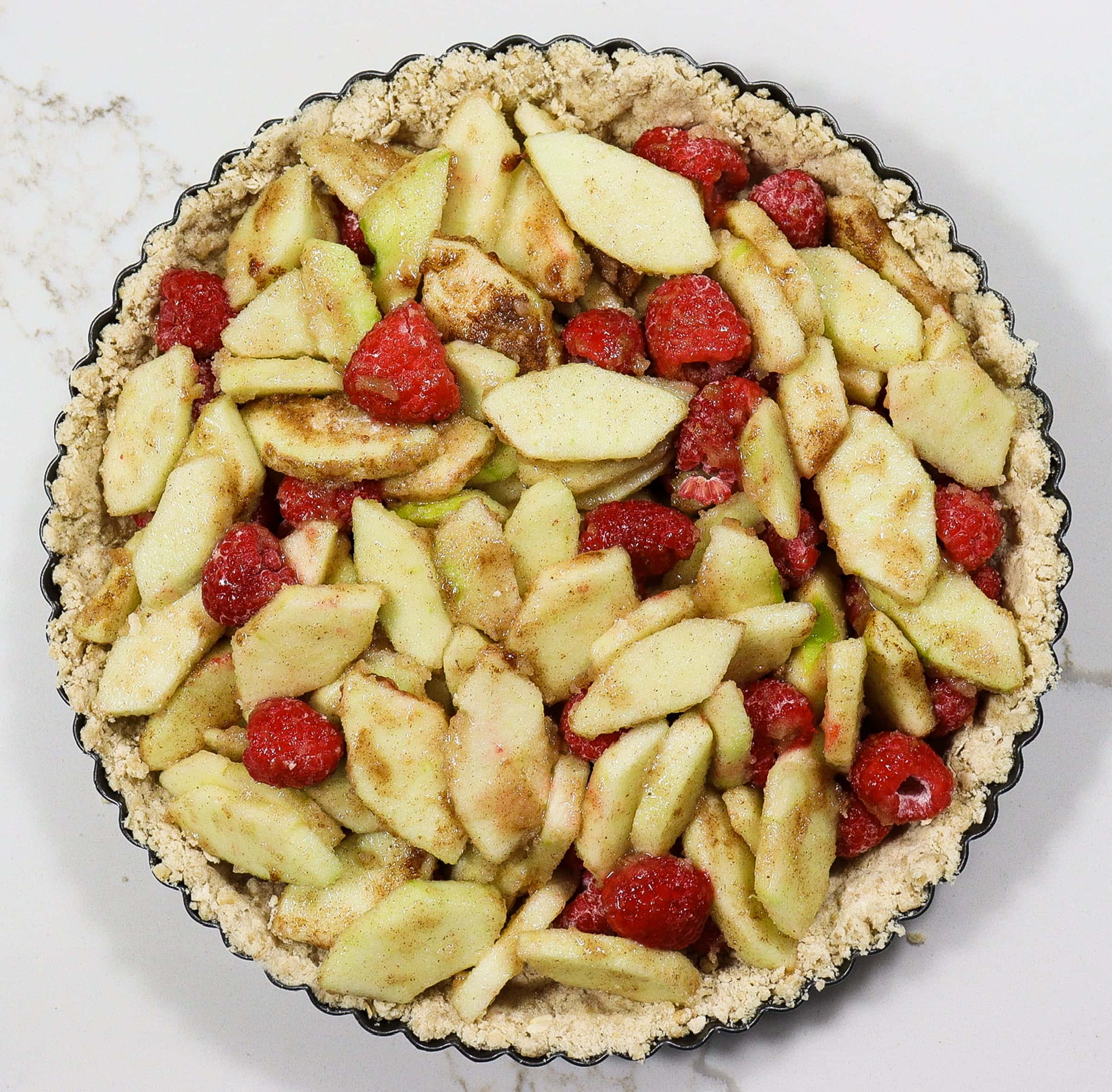 apple raspberry crumble, apple and raspberry crumble tart