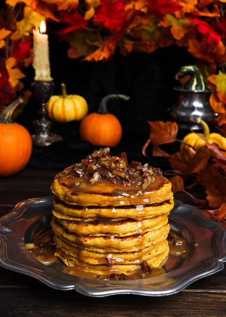 pumpkin praline pancakes, pumpkin pancakes with caramel pecan sauce, sleepy hollow recipes