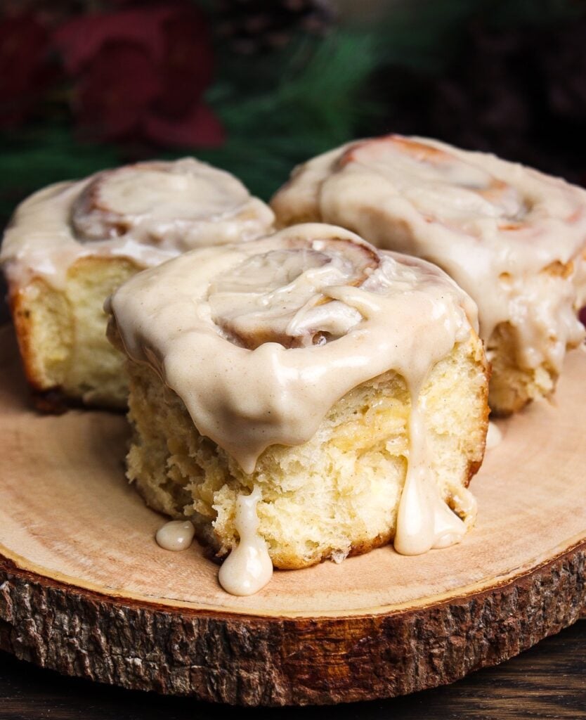chestnut cinnamon rolls, winter baking recipes, baking with chestnut purée