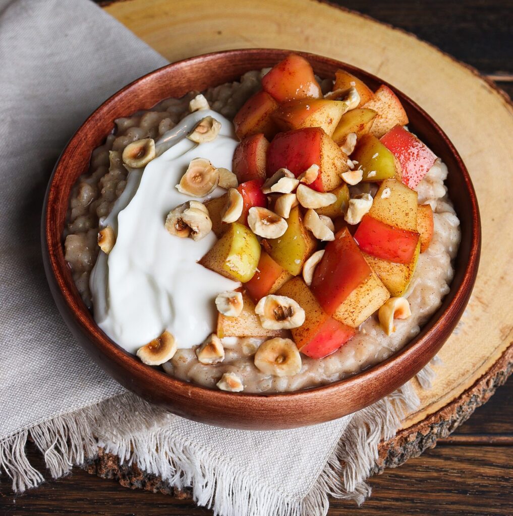 creamy barley porridge with apples, porridge with oat milk