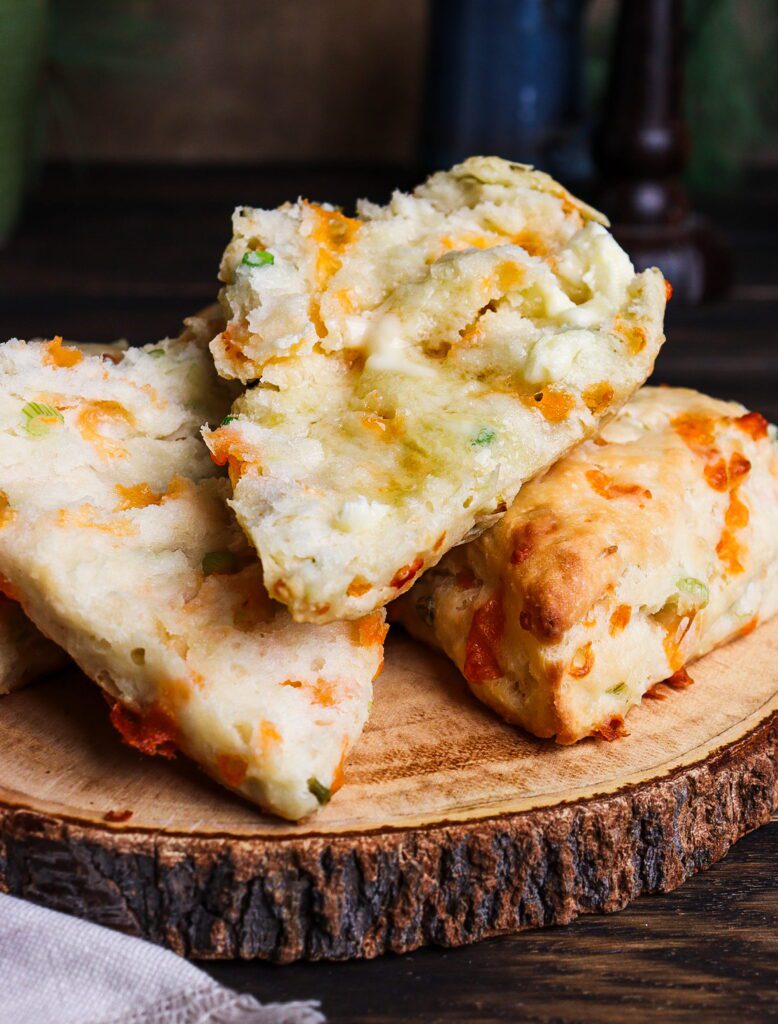 cheddar green onion and yogurt scones, yogurt scones, hobbit meal recipes