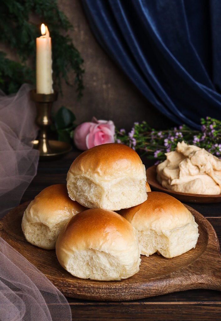 brown butter dinner rolls, whipped honey browned butter, literary recipe
