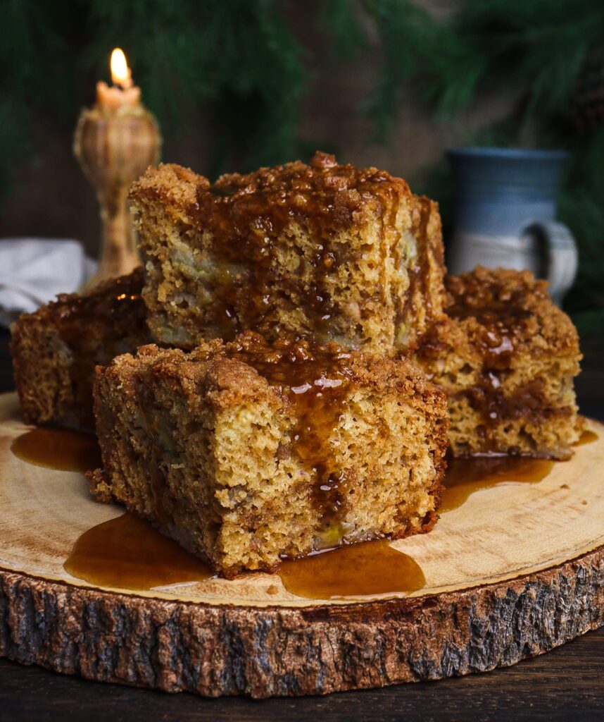 caramelized banana coffee cake, recipe for banana coffee cake, cottagecore baking recipes