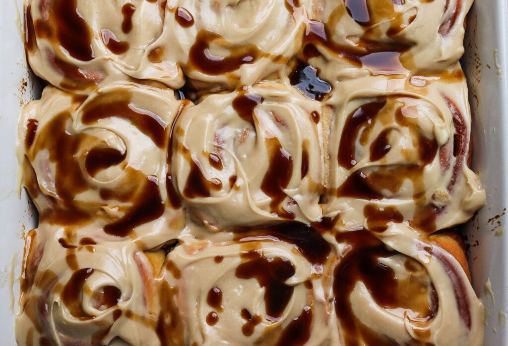 stout cinnamon rolls, guinness caramel cinnamon rolls, st patrick's dessert recipes