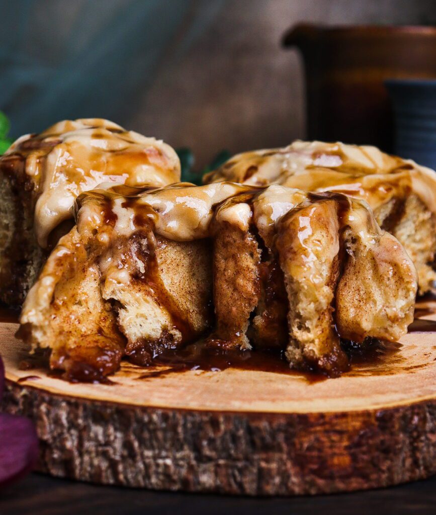 guinness caramel cinnamon rolls, dessert recipes with guinness