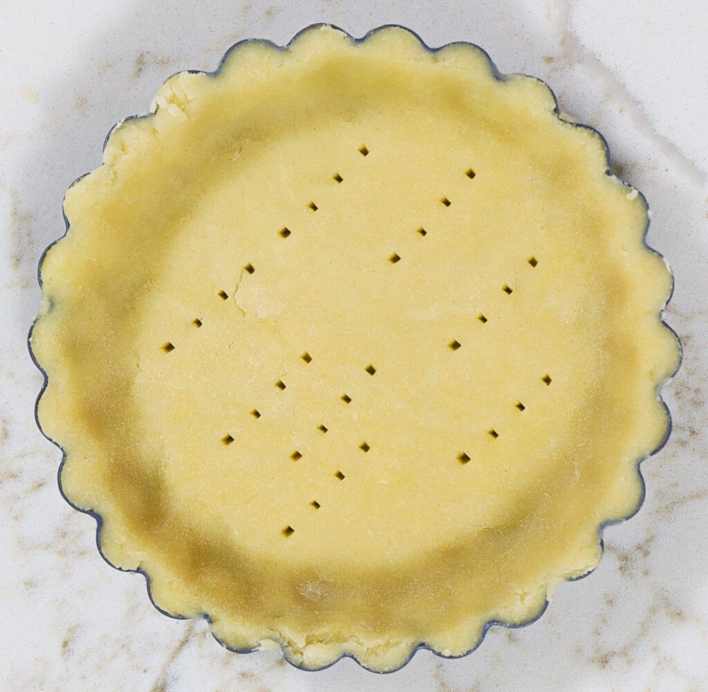 mini lemon meringue tarts