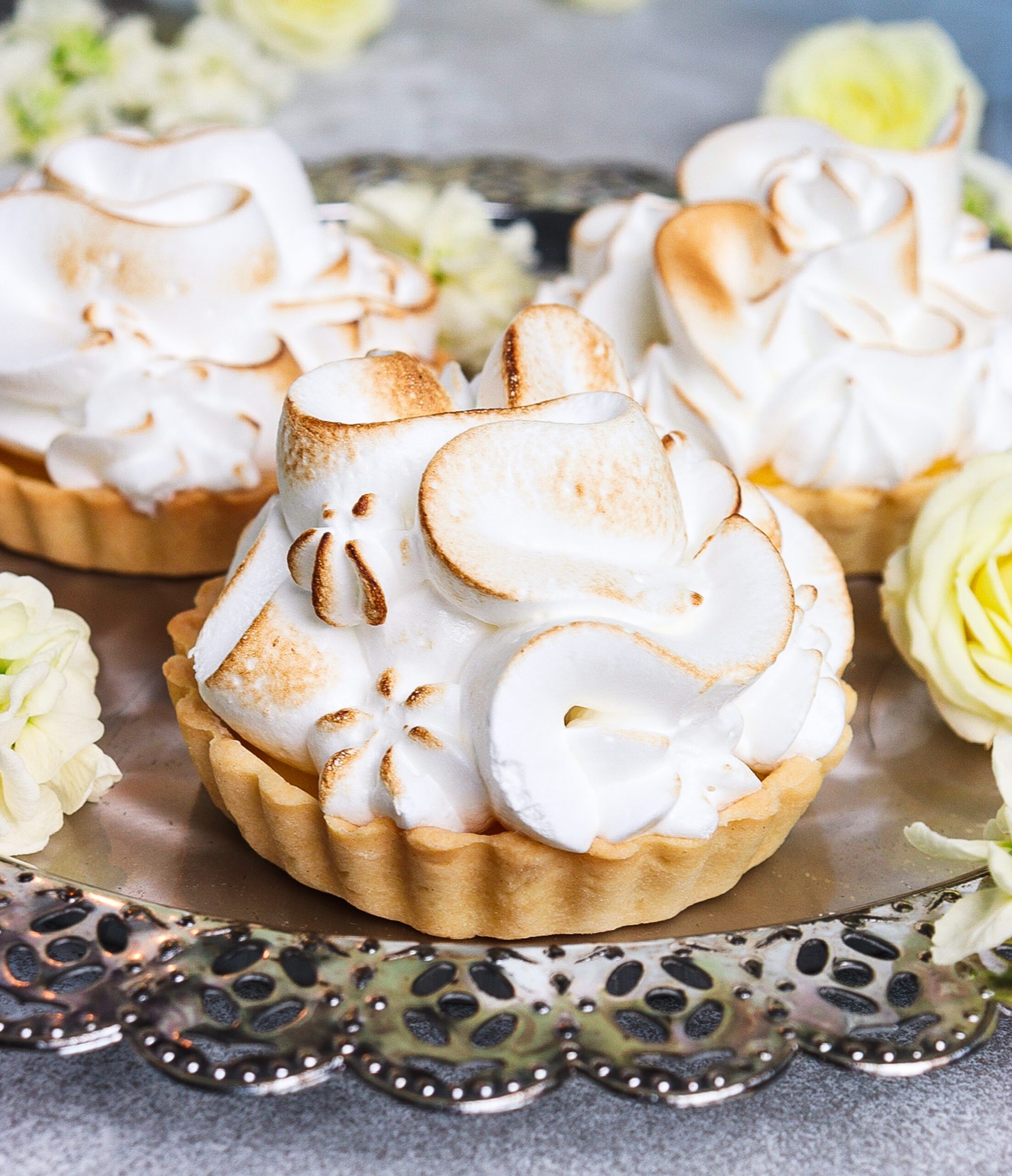 lemon elderflower meringue tarts, mini lemon meringue tarts, princess bride recipes