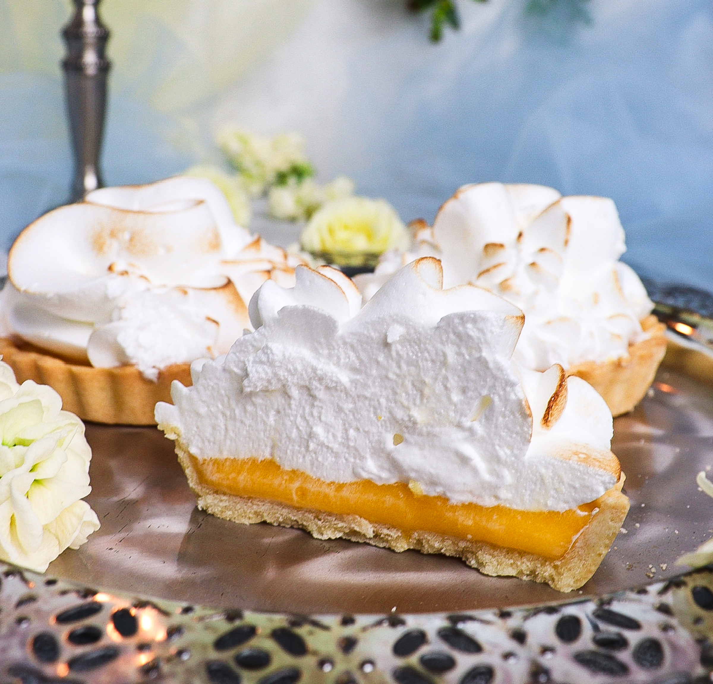lemon elderflower meringue tarts, lemon curd meringue tarts, princess bride recipes