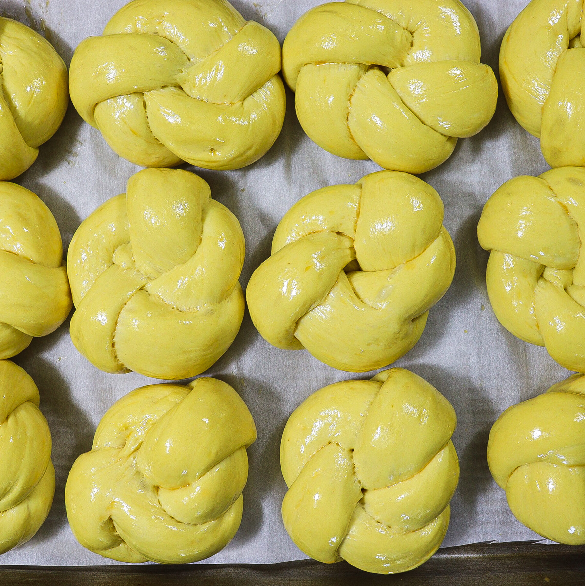 golden chamomile twist buns, lord of the rings recipes