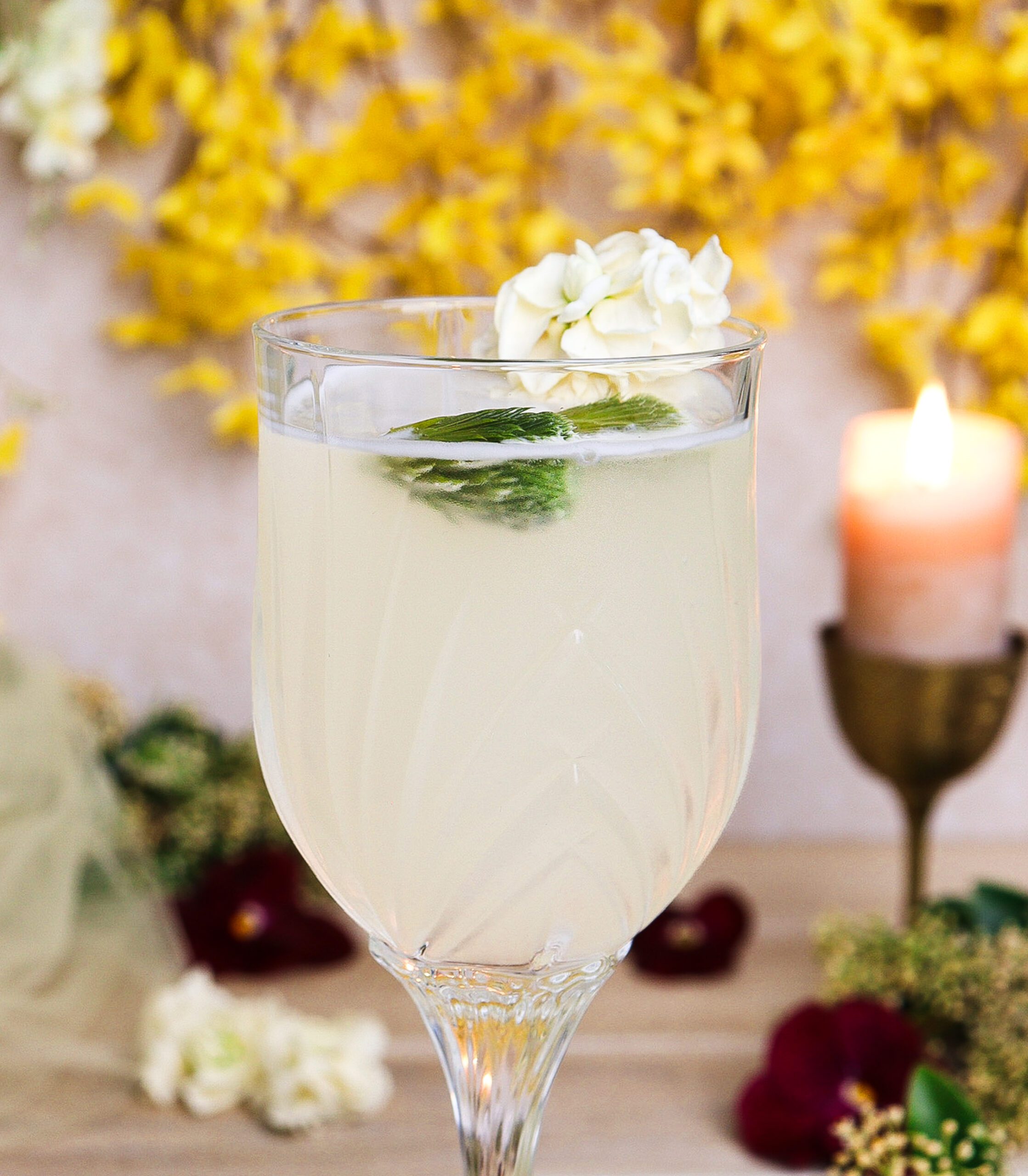 honey spruce tip cocktail, spruce gin cocktail, elven recipes